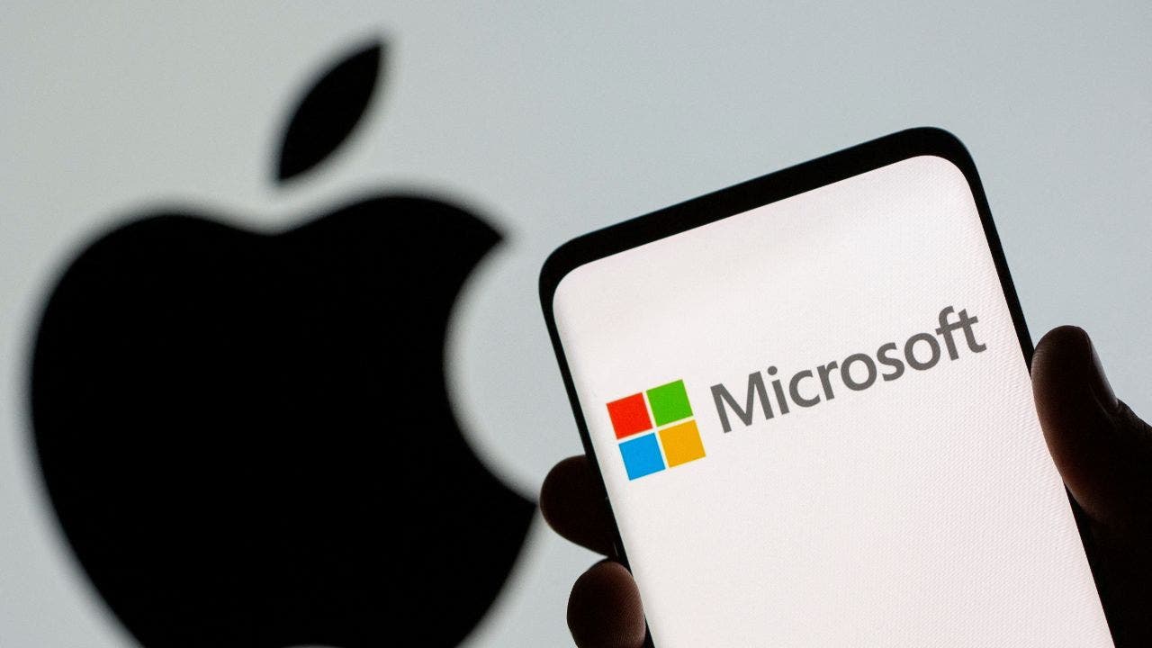 S&P 500 hits 5,000 for first time; Microsoft topples Apple as world’s largest company