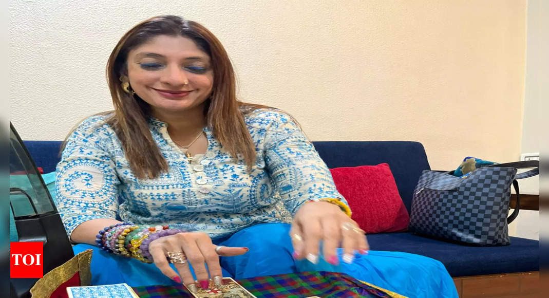 Jigna Vora shares her journey into the world of astrology and tarot card reading – Times of India